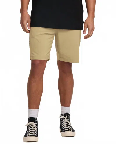 BILLABONG SURFTREK JOURNEY HYBRID SHORTS IN GRAVEL