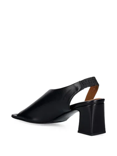 Billi Bi A6590 Slingback Sandals In Black