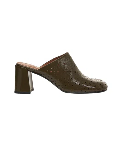 Billi Bi Patent Leather Sabot In Brown