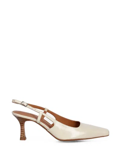 Billi Bi Slingback Heeled Pumps In White