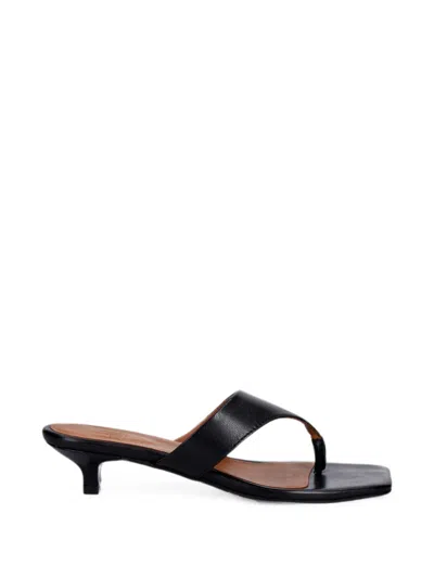 Billi Bi Thong-strap Heeled Sandals In Black