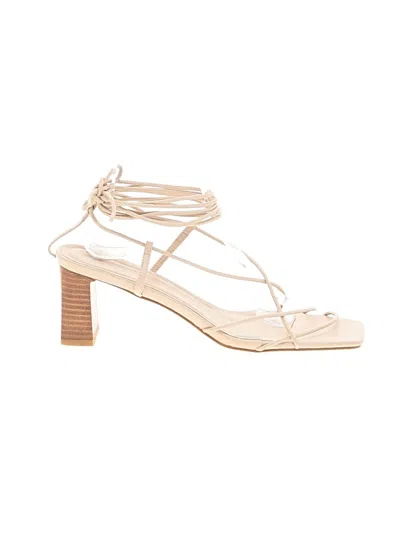 Pre-owned Billini Sandals In Ivory