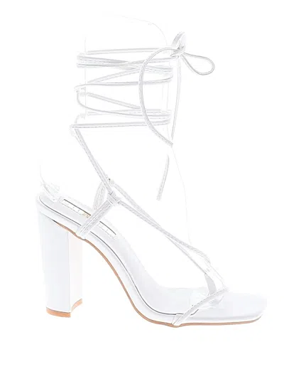 Pre-owned Billini Sandals In White