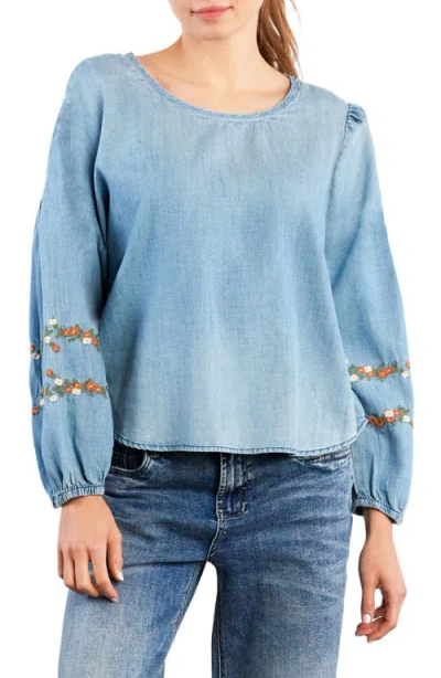 Billy T Floral Embroidery Cotton Blend Poet Top In Blue