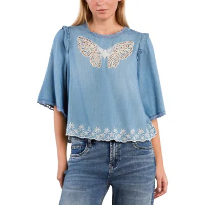 Billy T Lady Butterfly Lace Trim Chambray Top In Blue