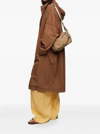 Bimba Y Lola 미디엄 지퍼 로프 디테일 크로스 백 In 뉴트럴