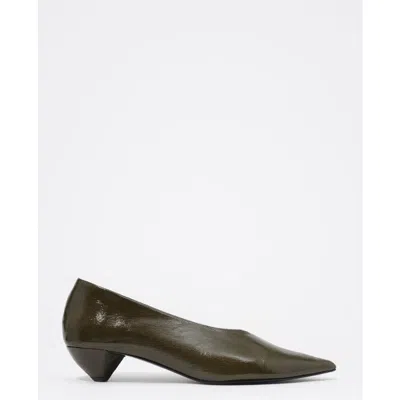 Bimba Y Lola Leather Low Heel Court Shoe In Brown