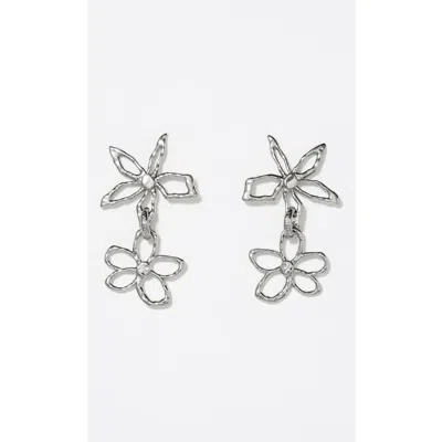 Bimba Y Lola Textured Flower Earrings In Metallic