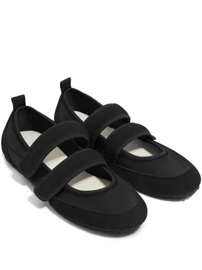 Bimba Y Lola Touch-strap Ballerina Shoes In Black