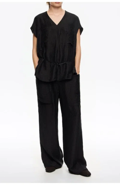 Bimba Y Lola Trousers With Maxi Pockets In Black