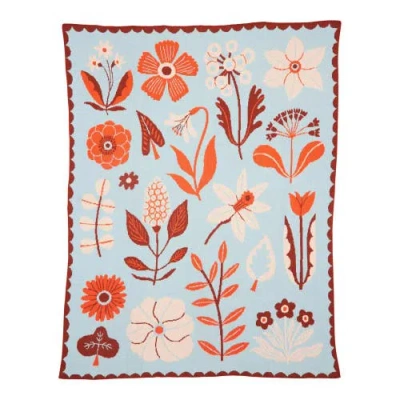 Biquette Petals Knit Throw Blanket