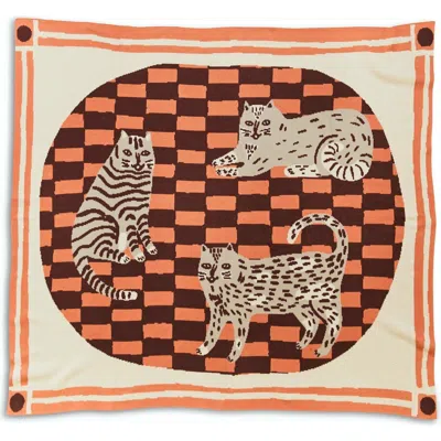 Biquette Three Of Cats Knit Throw Blanket