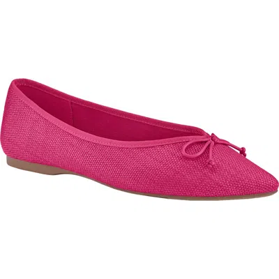Birdies Goldfinch Pointed Toe Ballet Flat In Raspberry Raffia