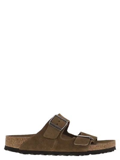 Birkenstock Arizona - Flat Sandal In Brown