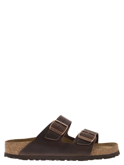 Birkenstock Arizona - Flat Sandal In Brown