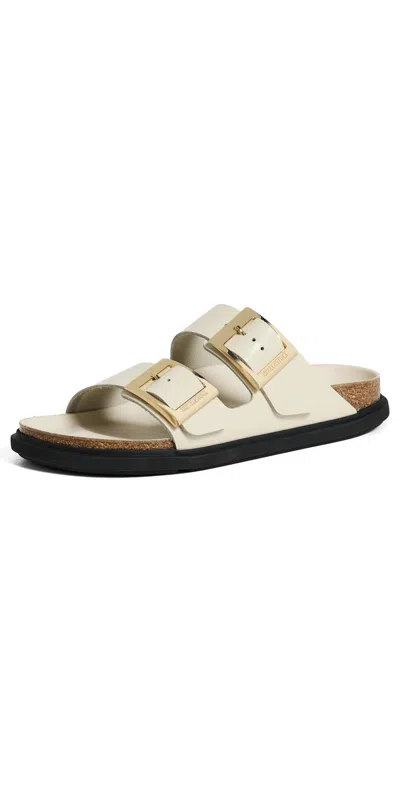 Birkenstock Arizona Droplet Buckle High Shine Sandals Ecru In White