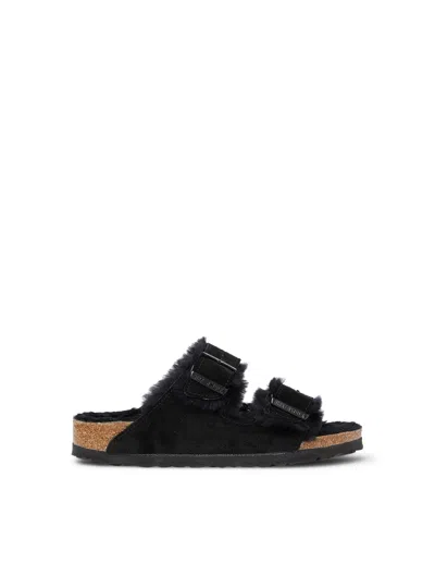 Birkenstock Arizona Shearling Slides With Large Buckle In Black