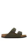 Birkenstock Arizona Slippers In Fadedkhaki