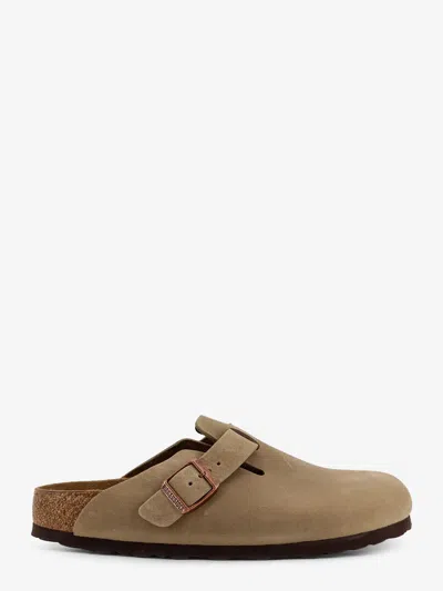 Birkenstock Boston Bs Leather Mule In Sand