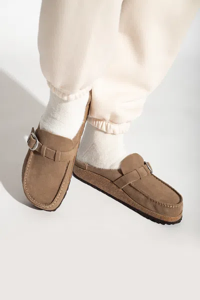 BIRKENSTOCK BIRKENSTOCK ‘BUCKLEY’ SUEDE SLIDES