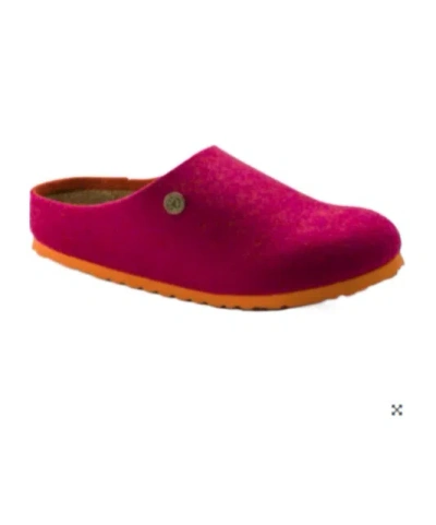 Birkenstock Round Head Slippers In Red