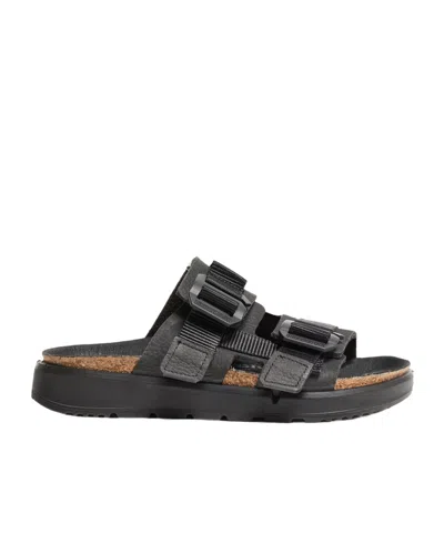 Birkenstock Round Toe Slippers In Black