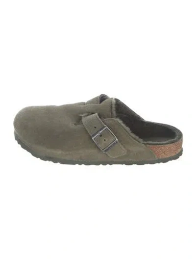 Pre-owned Birkenstock Suede Chain-link Accents Mules In Green