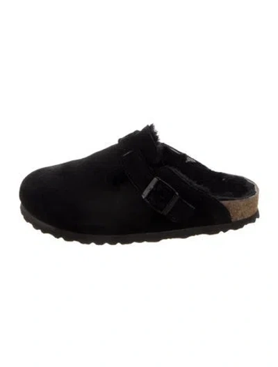 Pre-owned Birkenstock Suede Fur Trim Flats In Black