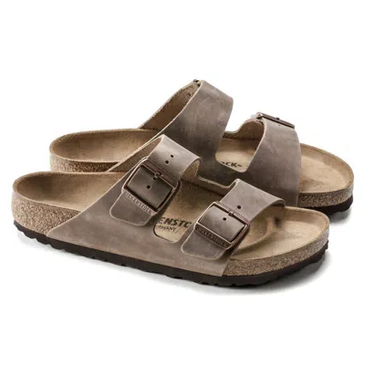 Birkenstock Unisex Arizona Sandal In Brown Oil Leather