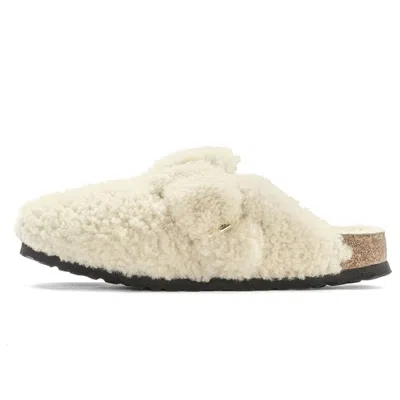 BIRKENSTOCK (WMNS) BIRKENSTOCK BOSTON BIG BUCKLE SHEARLING NARROW FIT 'EGGSHELL'