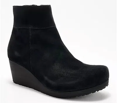 Birkenstock Women's Ebba Ankle Boot In Black