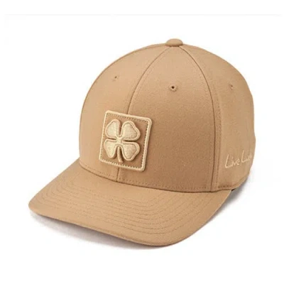 Black Clover Boxed In Brown