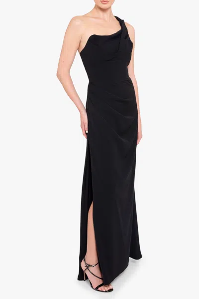 Black Halo Marion Gown In Black