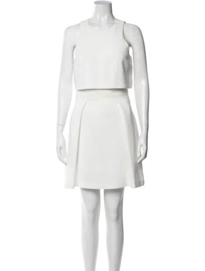 Pre-owned Black Halo Pleated Accents Skirt Set In White