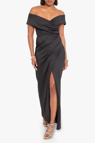 Black Halo Prisma Gown In Black