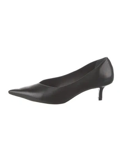 Pre-owned Black Suede Studio Leather Pumps In Black