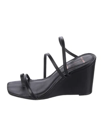 Pre-owned Black Suede Studio Leather Sandals In Black