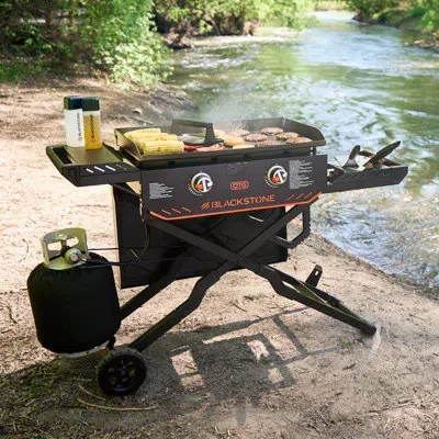 Blackstone 28in Otg Omnivore Flex-fold Griddle In Matte Black