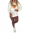 Blakeley Highland Cow Classic Pullover In White In White