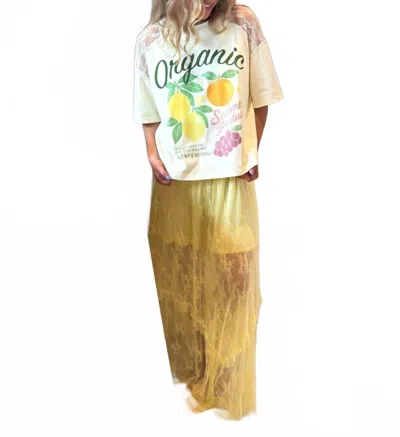 Blakeley Lace Shoulders Farm Style Tee In Cream In White