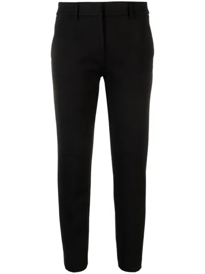 Blanca Vita Pancratium Slim-cut Chinos In Schwarz