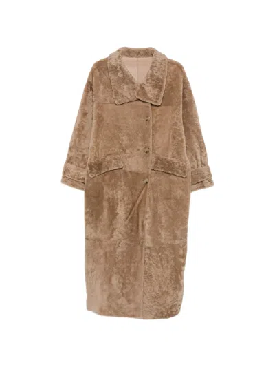 Blancha Shearling Coat In Neutral