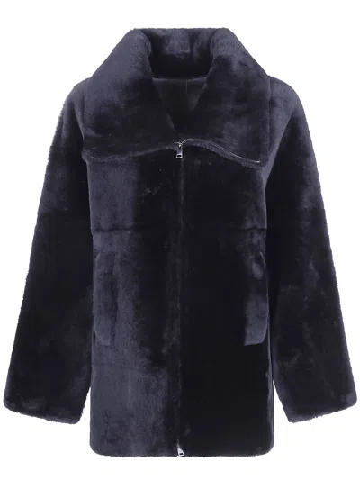 Blancha Straight Merino Shearling Jacket In Black