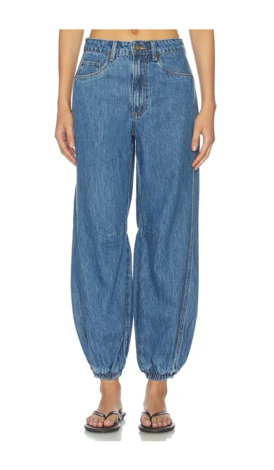 Blanknyc Barrel Jeans In Old Flame