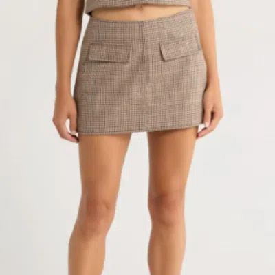 BLANKNYC BETWEEN THE LINES MINI SKIRT IN BROWN