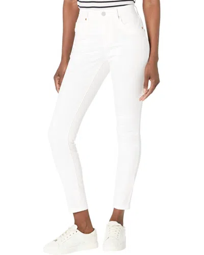 Blanknyc Bond Skinny Jeans In Vodka Soda In White