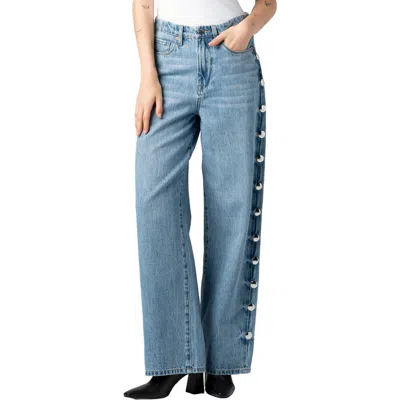 Blanknyc Franklin Studded Barrel Leg Jeans In Blue