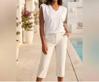 Blanknyc V-neck Relaxed Vibe Top In White
