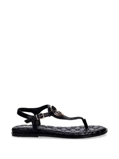 Blauer Ashley Quilted Heart Detail Sandals In Black