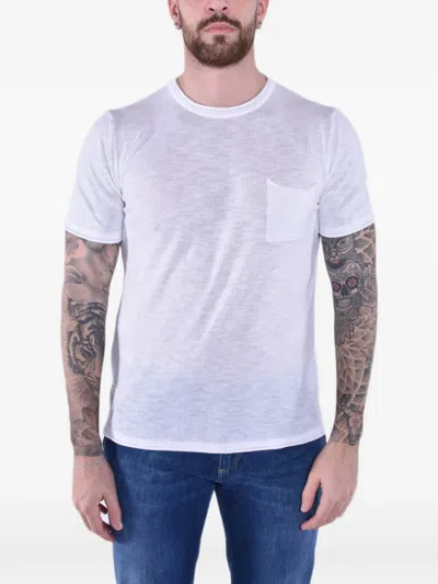 Blauer Chest-pocket T-shirt In White